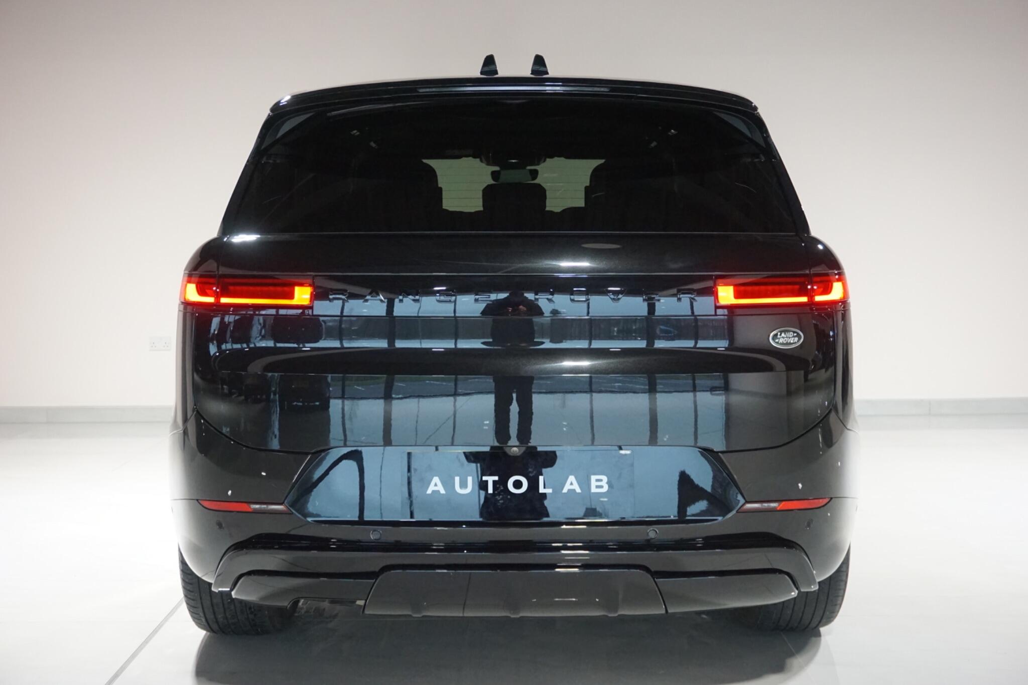 Land Rover Range Rover Sport 3.0 D300 MHEV Dynamic SE SUV 5dr Diesel Auto 4WD Euro 6 (s/s) (300 ps)